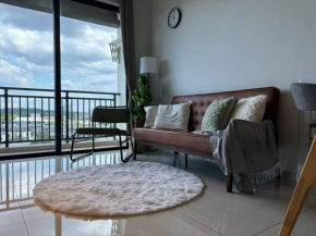 Comfort Living at Country Garden Central Park 1-4pax